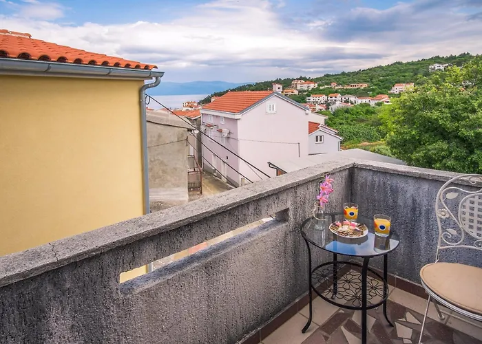 & Iva * Vrbnik (Primorje-Gorski Kotar)