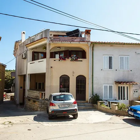& Iva * Vrbnik